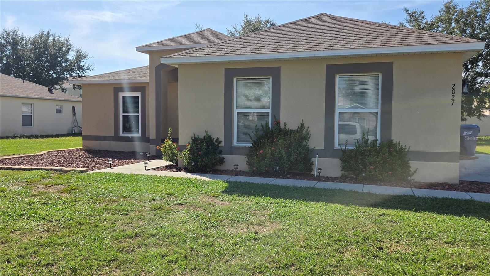 Image 7 of 73 For 2027 Elmhurst Lane