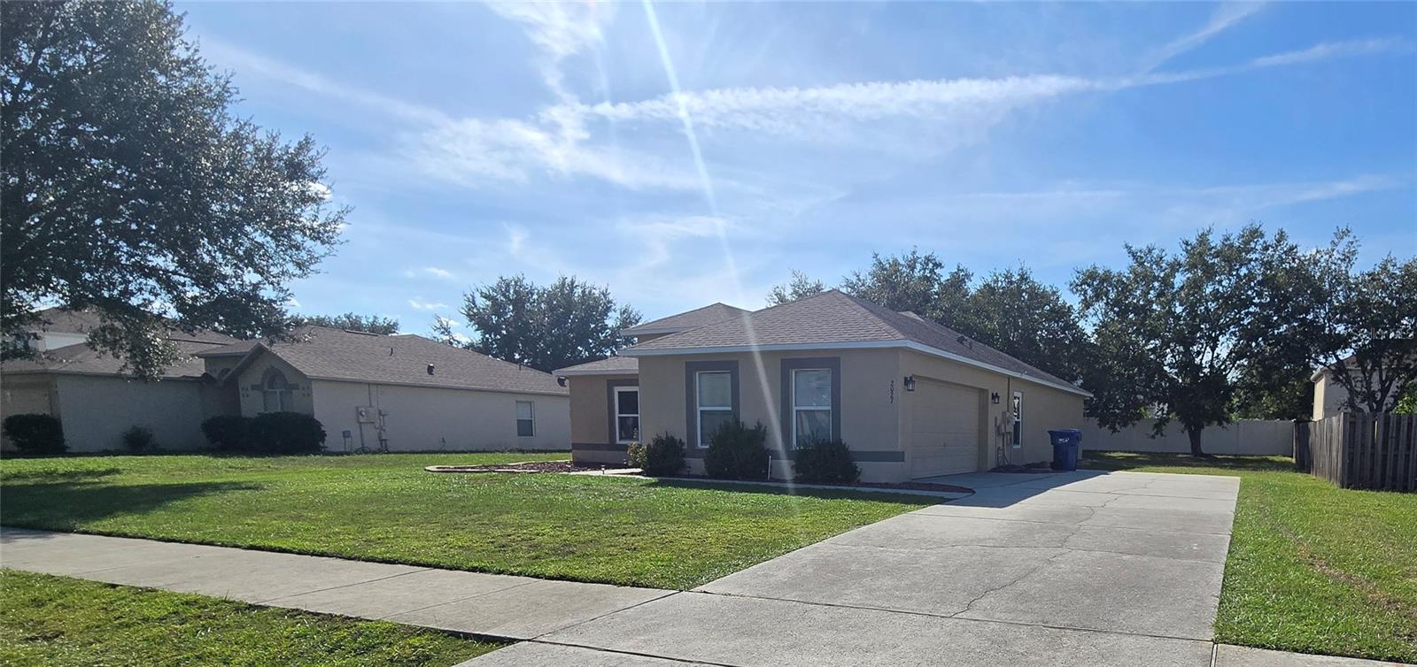 Image 70 of 73 For 2027 Elmhurst Lane