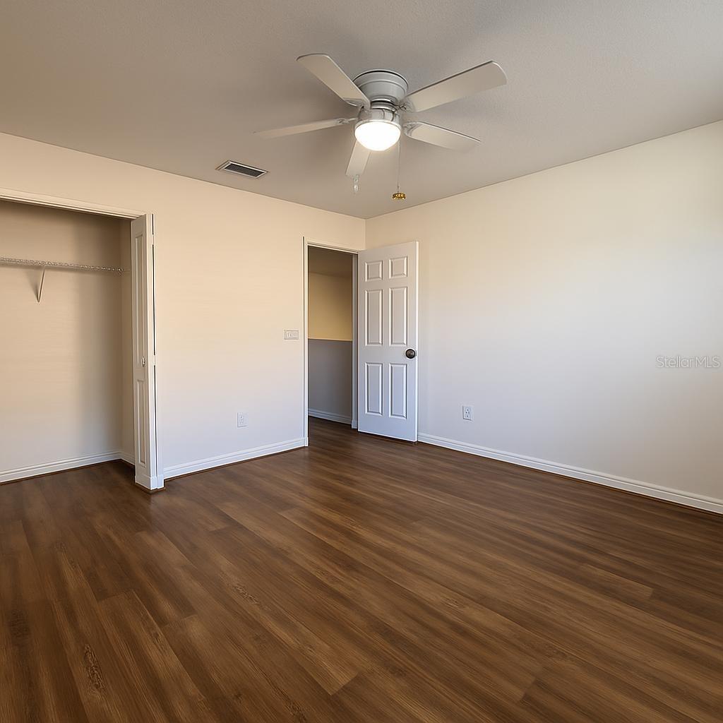 Image 16 of 23 For 1397 Holly Glen Run