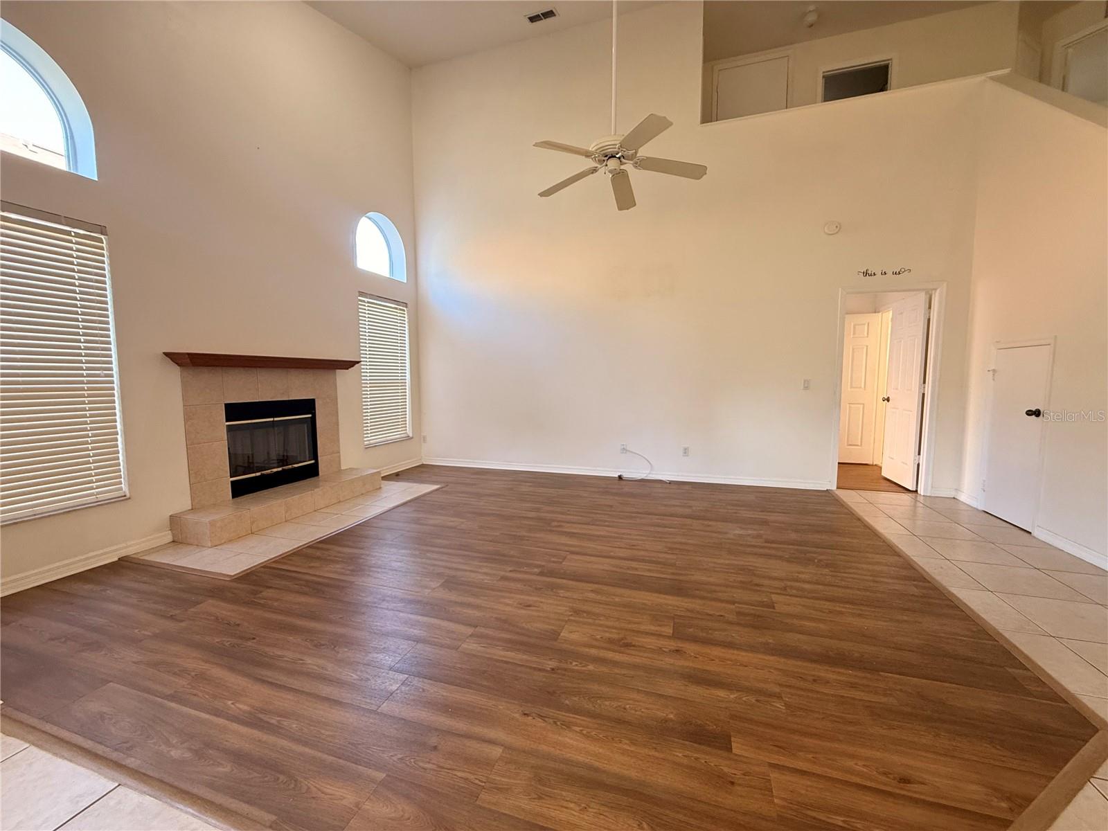 Image 4 of 23 For 1397 Holly Glen Run