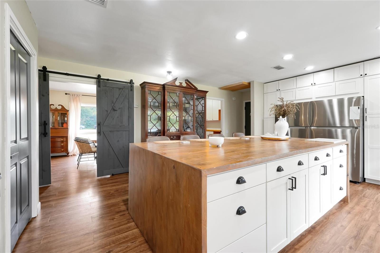 Image 14 of 49 For 120 Dunshee Drive