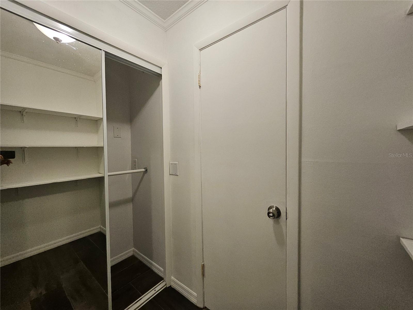 Image 32 of 52 For 2815 Fieldcrest Court