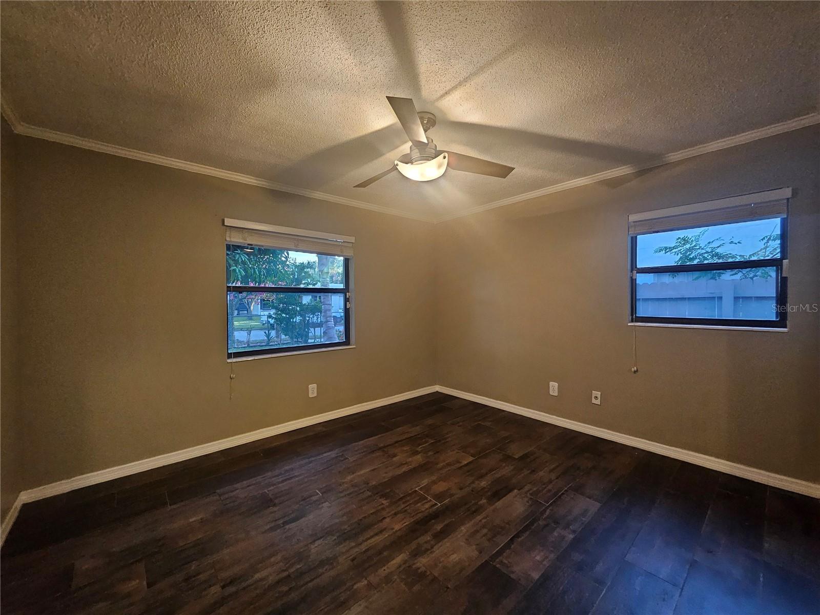 Image 33 of 52 For 2815 Fieldcrest Court