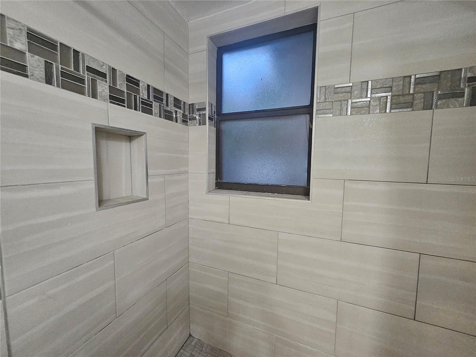 Image 38 of 52 For 2815 Fieldcrest Court