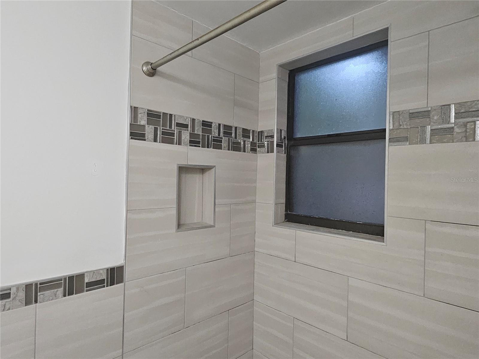 Image 39 of 52 For 2815 Fieldcrest Court