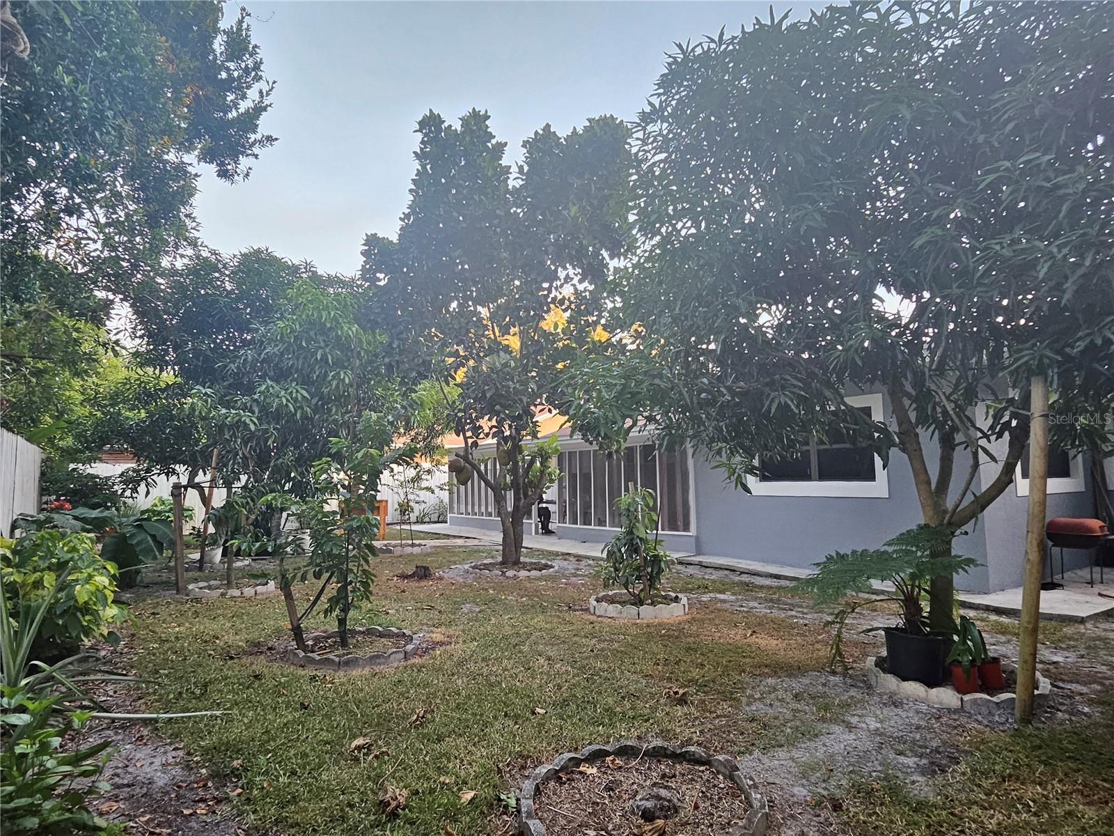 Image 50 of 52 For 2815 Fieldcrest Court