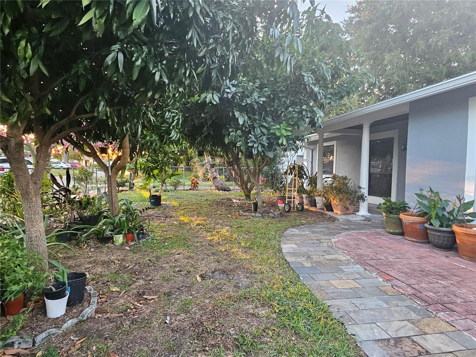 Image 6 of 52 For 2815 Fieldcrest Court