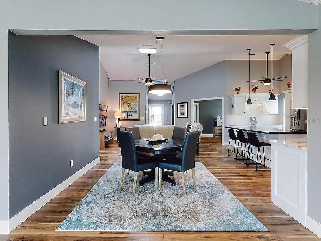 Image 14 of 41 For 808 Soft Pine Court