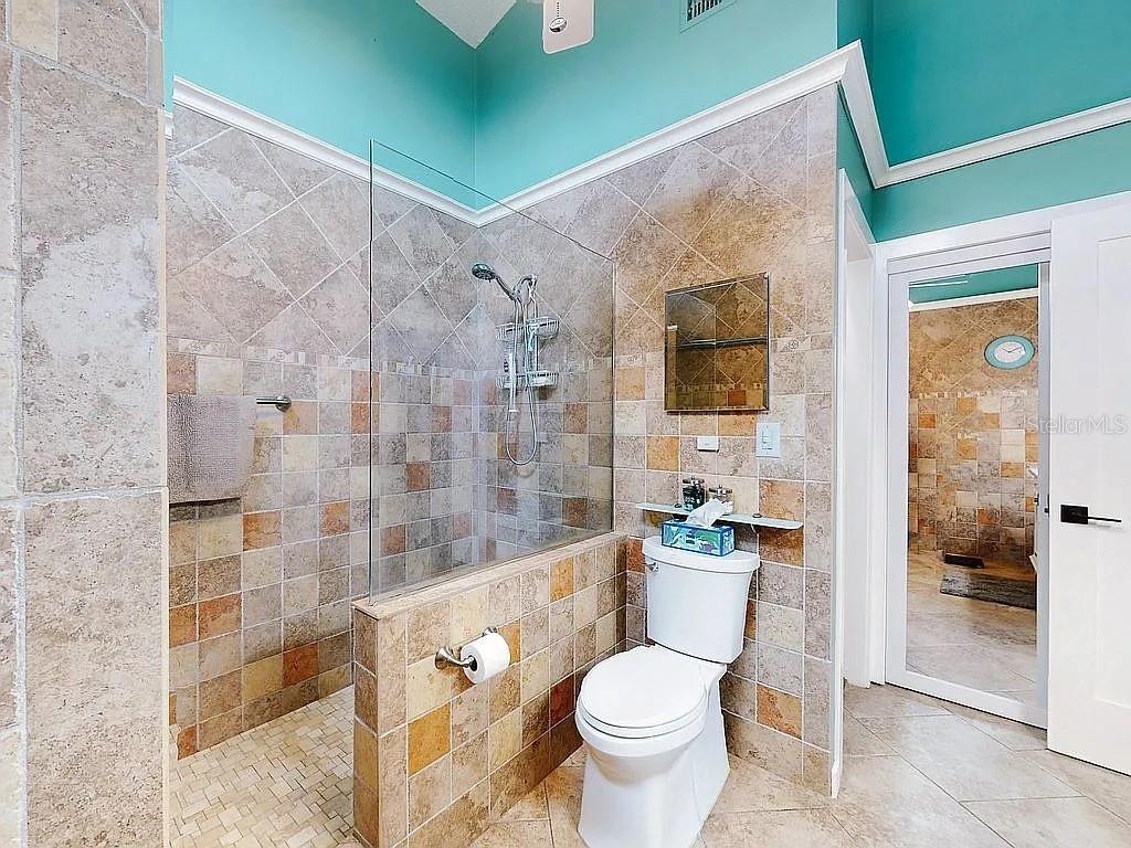 Image 21 of 41 For 808 Soft Pine Court