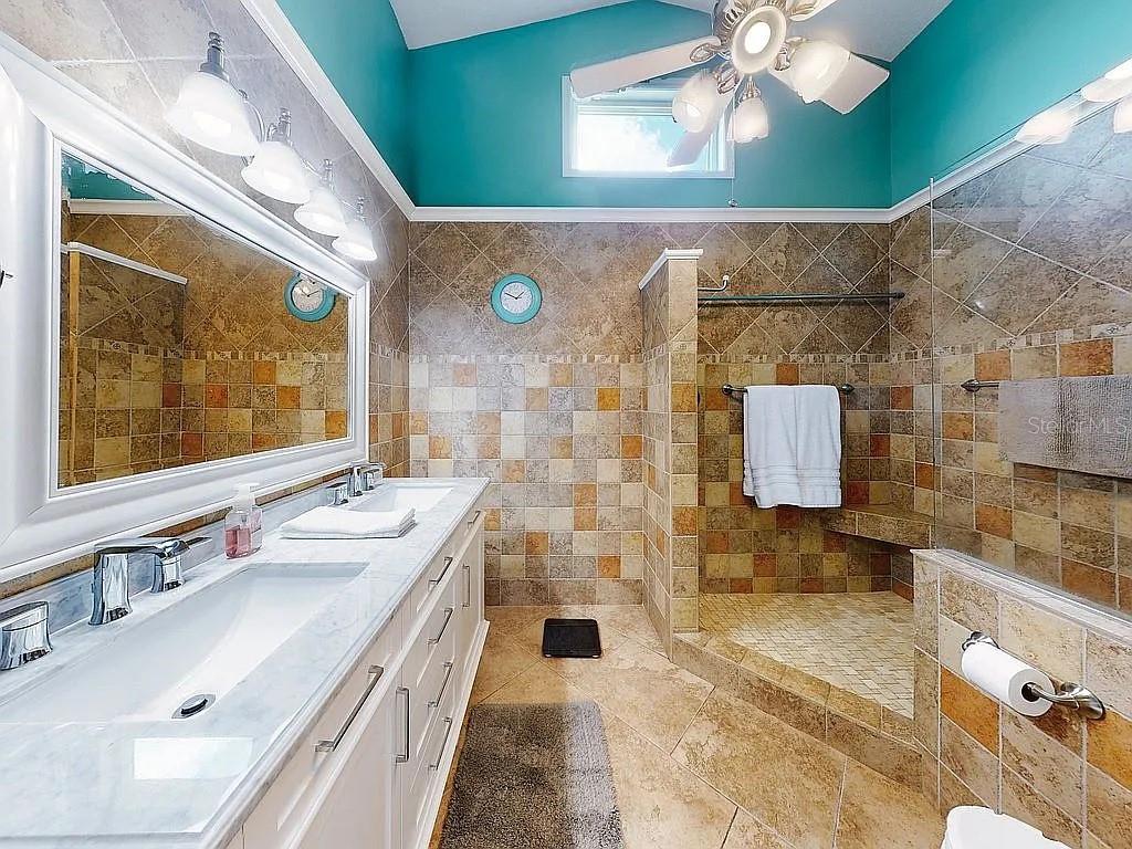 Image 23 of 41 For 808 Soft Pine Court