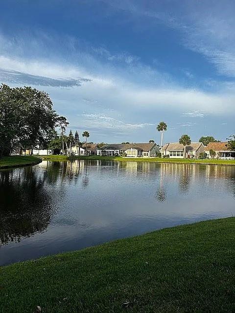 Image 31 of 41 For 808 Soft Pine Court