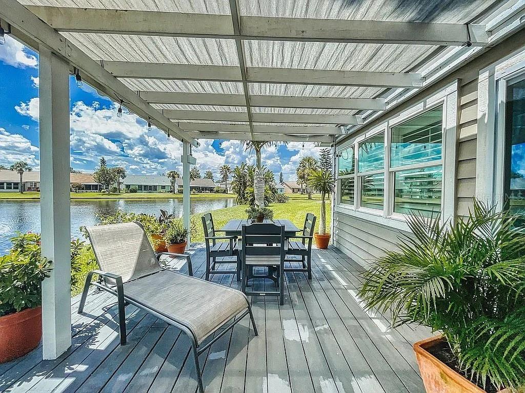 Image 36 of 41 For 808 Soft Pine Court