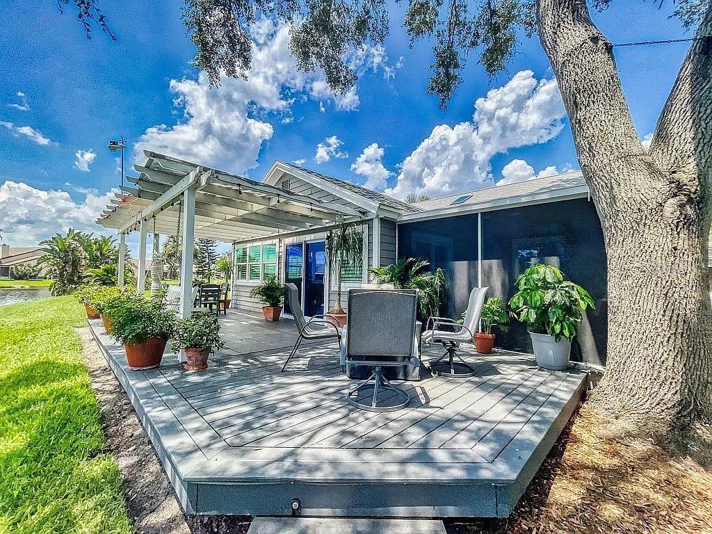 Image 39 of 41 For 808 Soft Pine Court