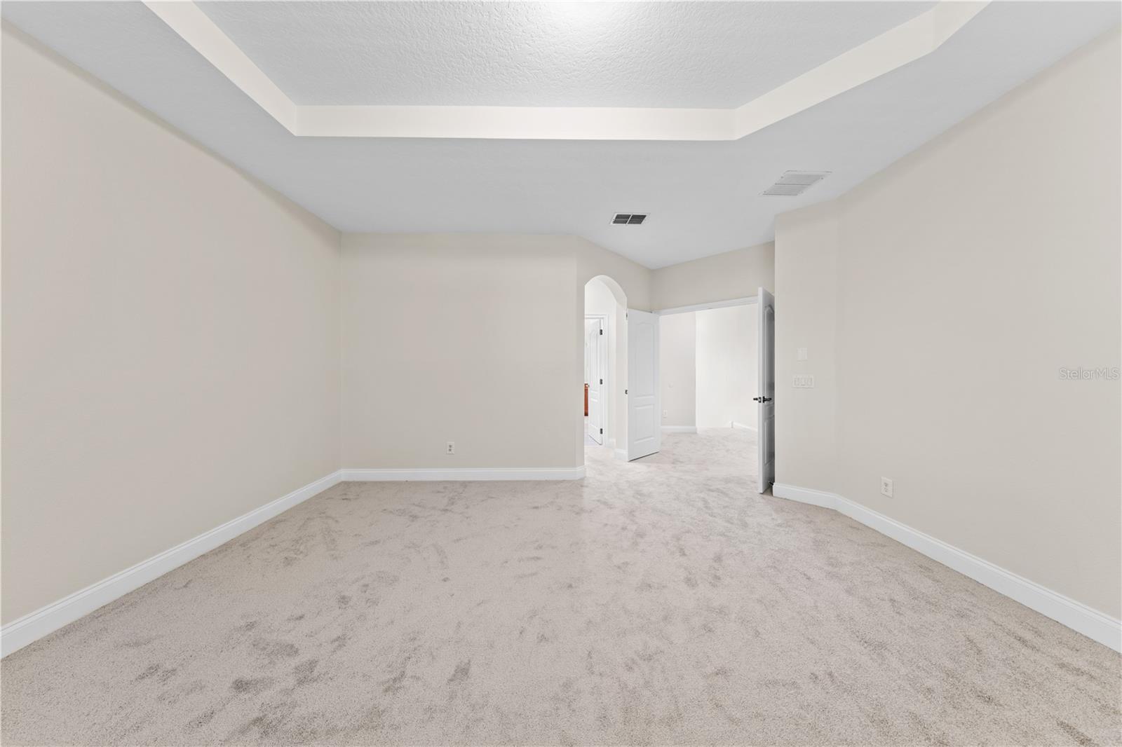 Image 17 of 50 For 7224 Halton Court