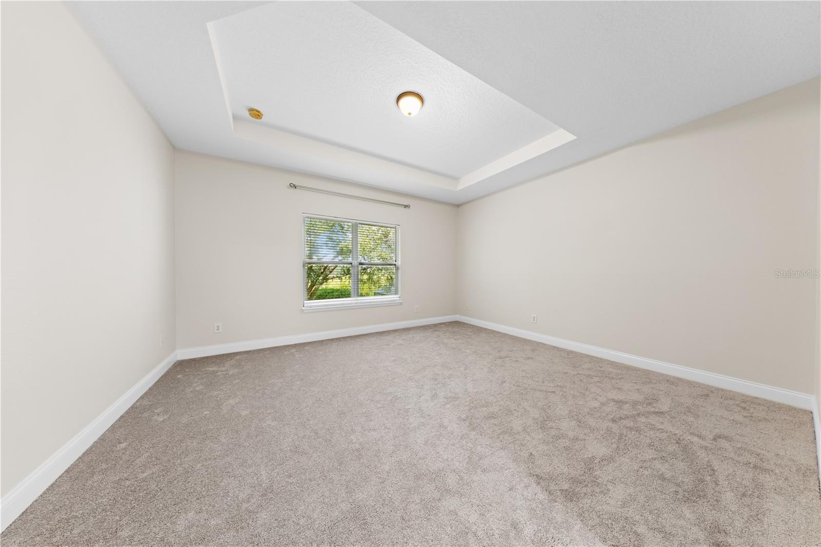 Image 18 of 50 For 7224 Halton Court