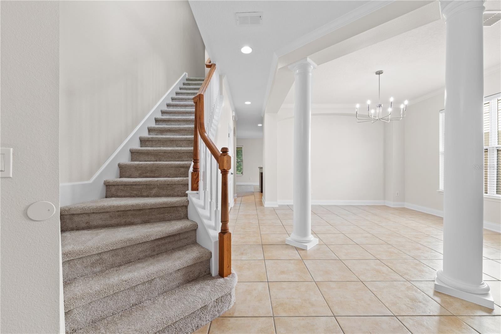 Image 5 of 50 For 7224 Halton Court