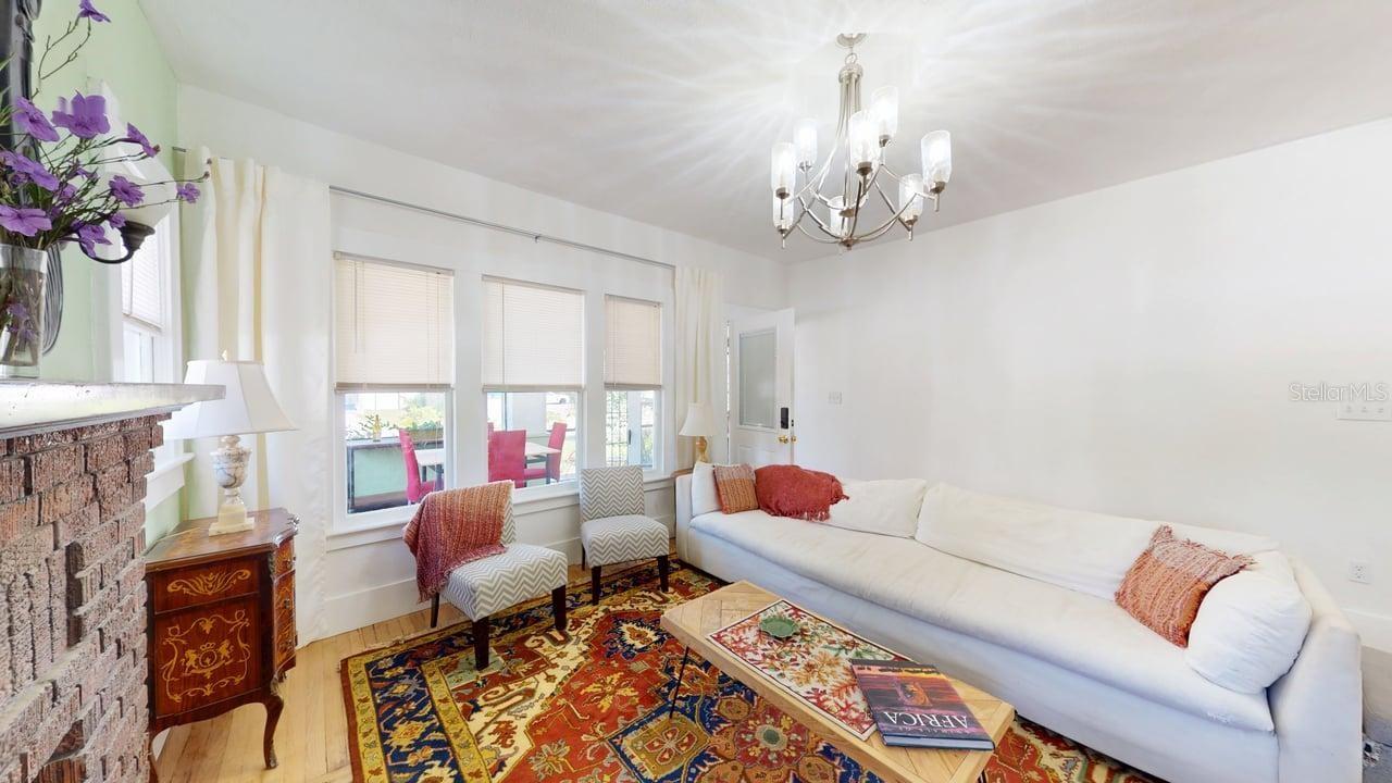 Image 18 of 40 For 2010 Maple Avenue