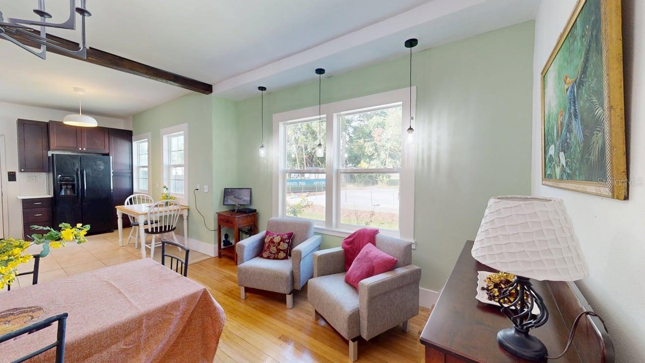 Image 19 of 40 For 2010 Maple Avenue