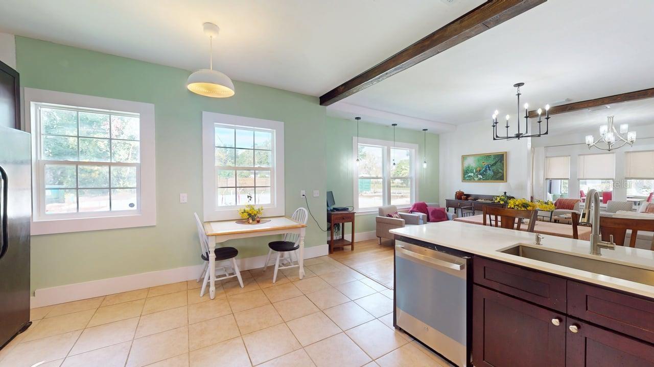 Image 24 of 40 For 2010 Maple Avenue