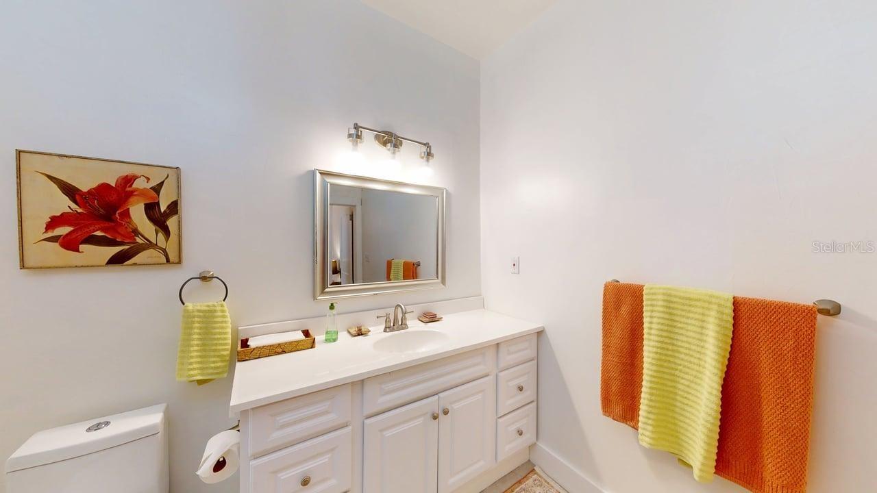 Image 33 of 40 For 2010 Maple Avenue