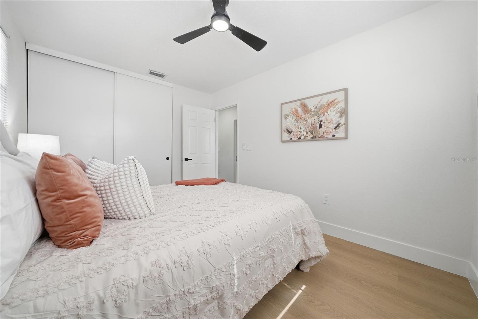 Image 14 of 29 For 301 58th Street N