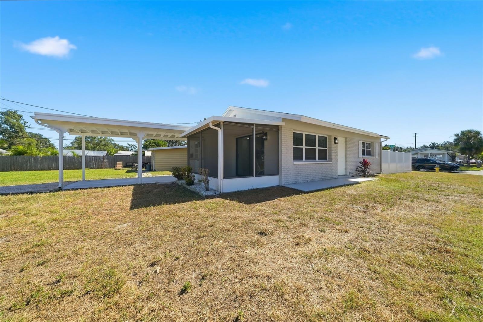 Image 18 of 29 For 301 58th Street N