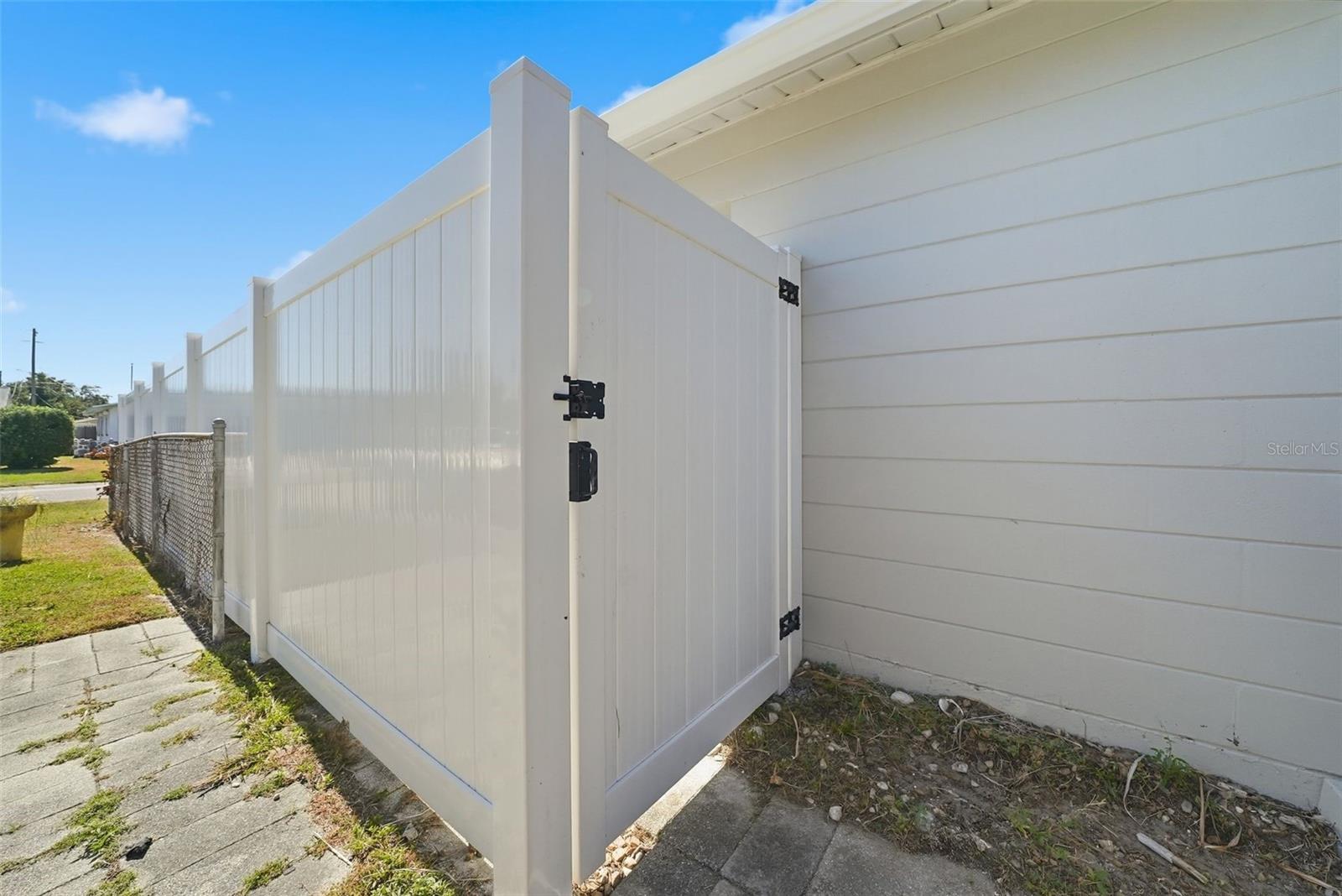 Image 22 of 29 For 301 58th Street N