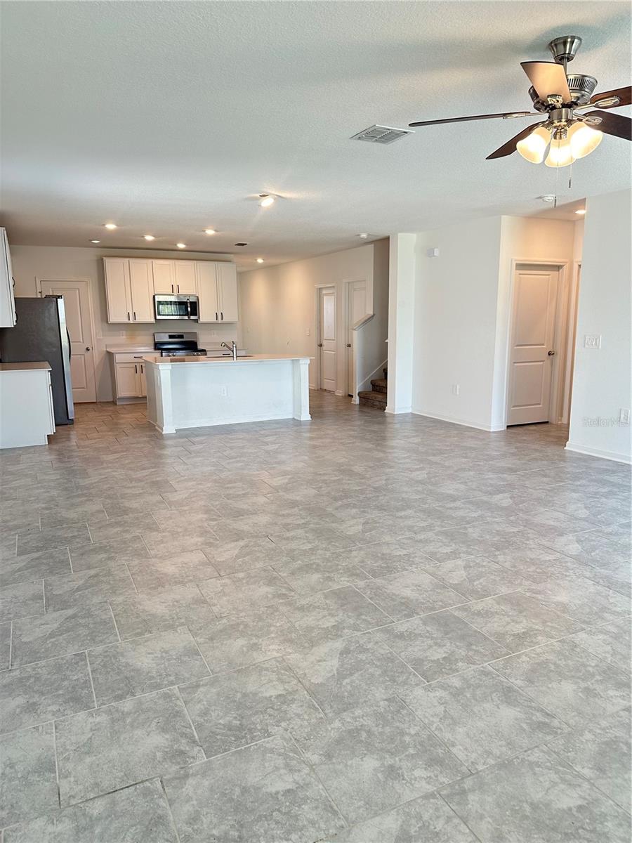 Image 11 of 40 For 5017 Worchester Drive