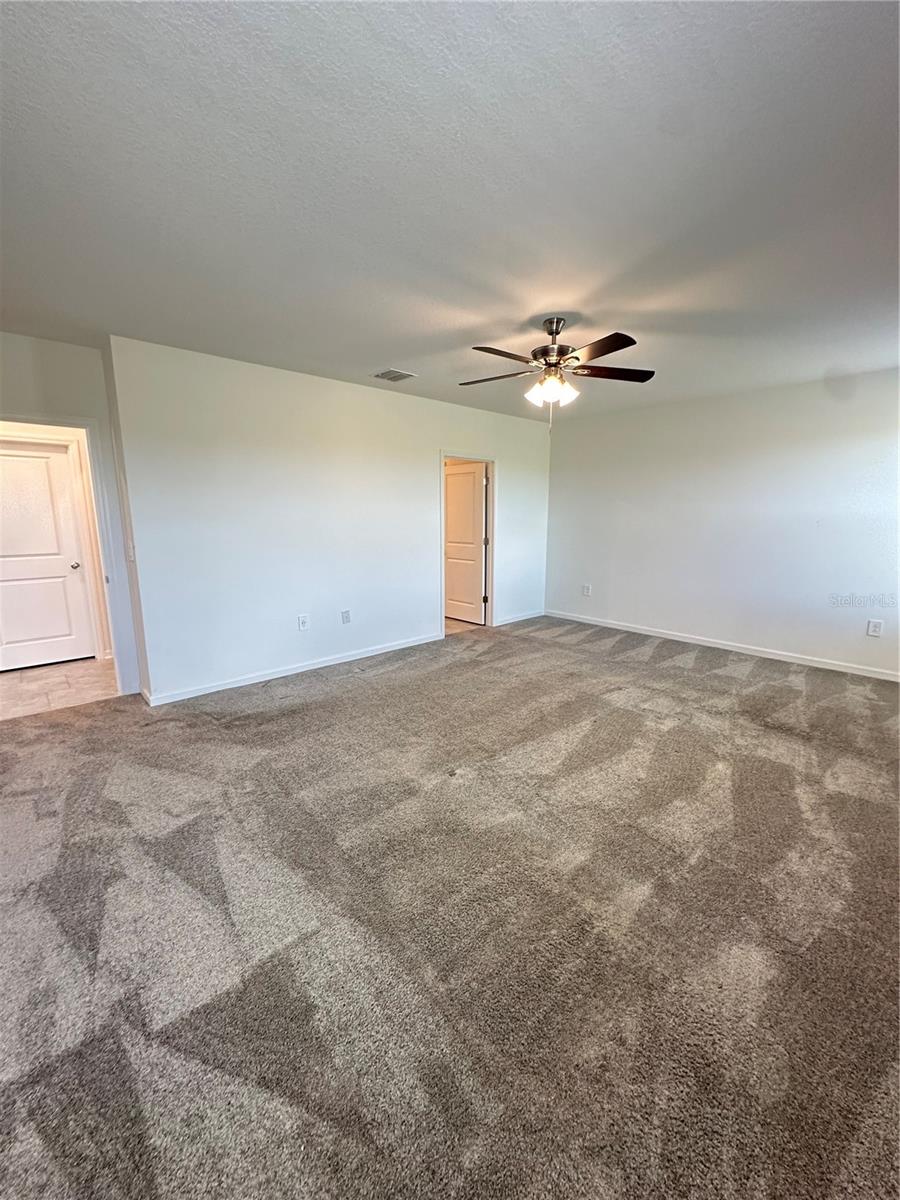 Image 18 of 40 For 5017 Worchester Drive