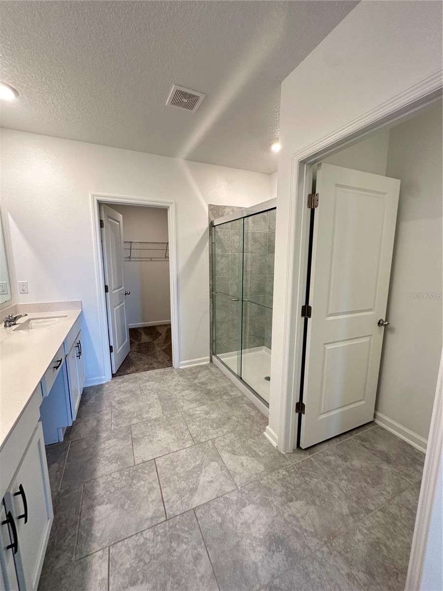 Image 20 of 40 For 5017 Worchester Drive