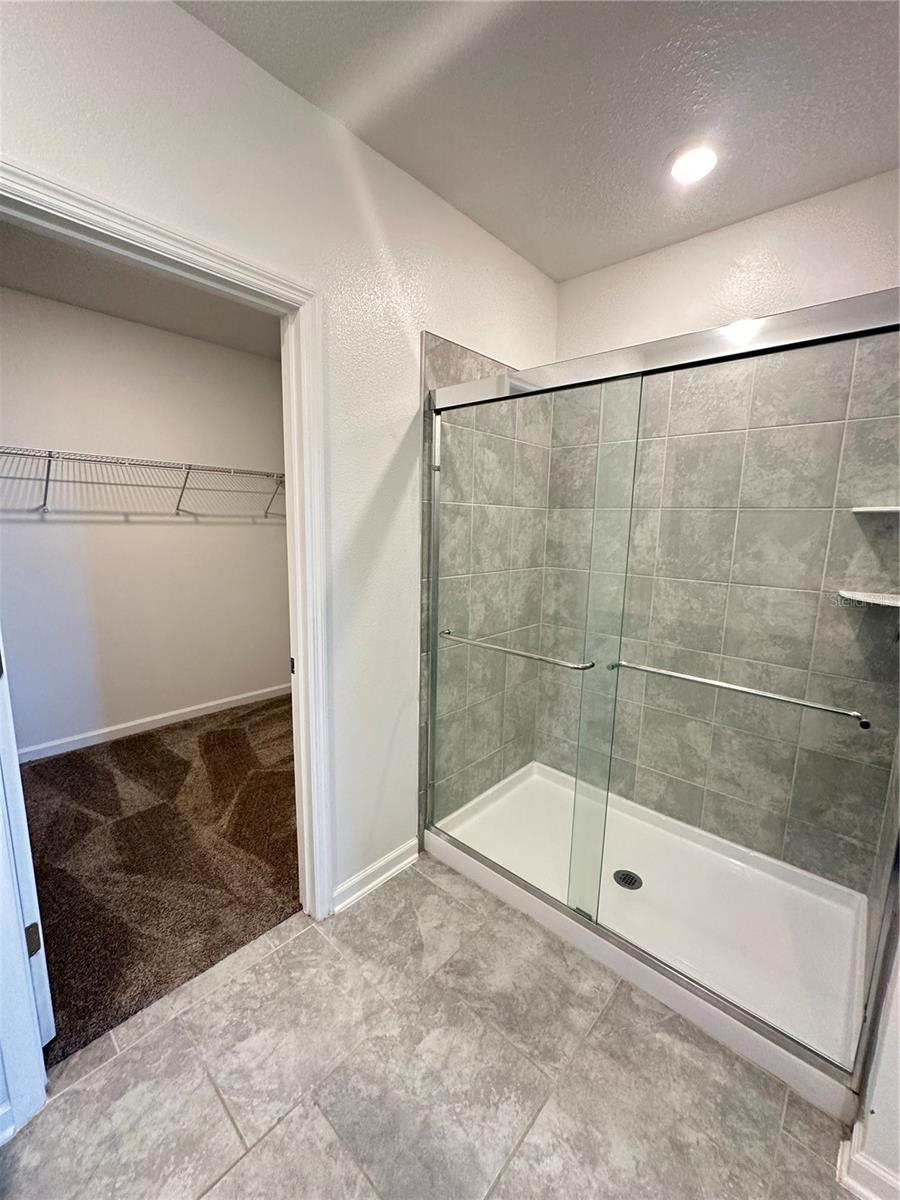 Image 21 of 40 For 5017 Worchester Drive