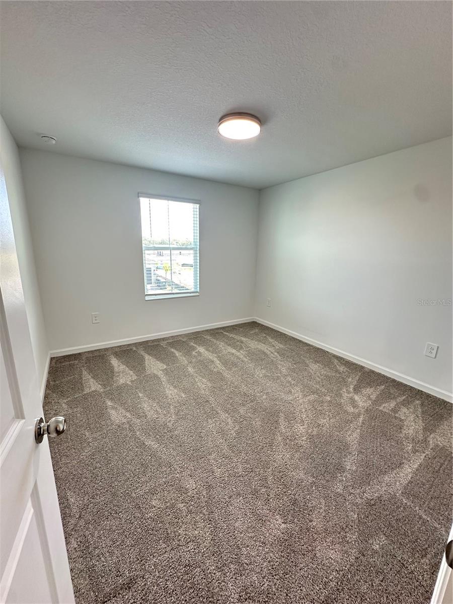 Image 33 of 40 For 5017 Worchester Drive