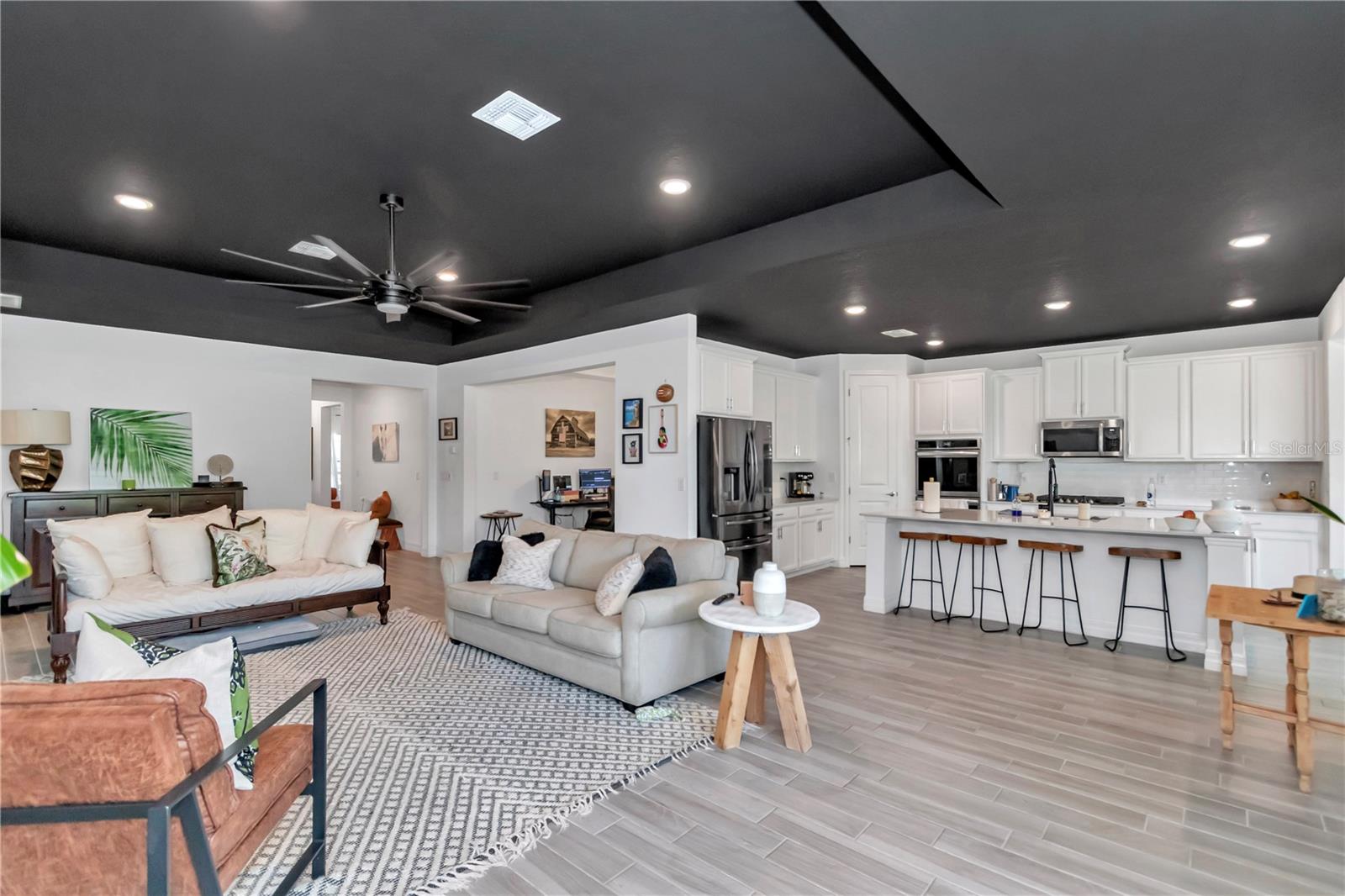 Image 15 of 39 For 4211 11th Avenue