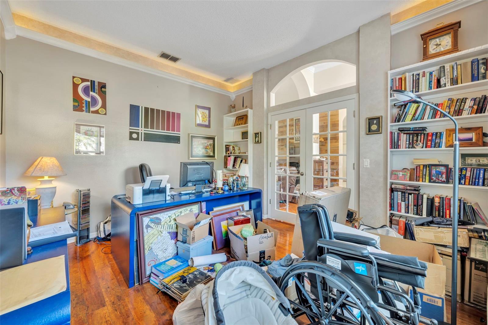 Image 18 of 56 For 524 Lakescape Court