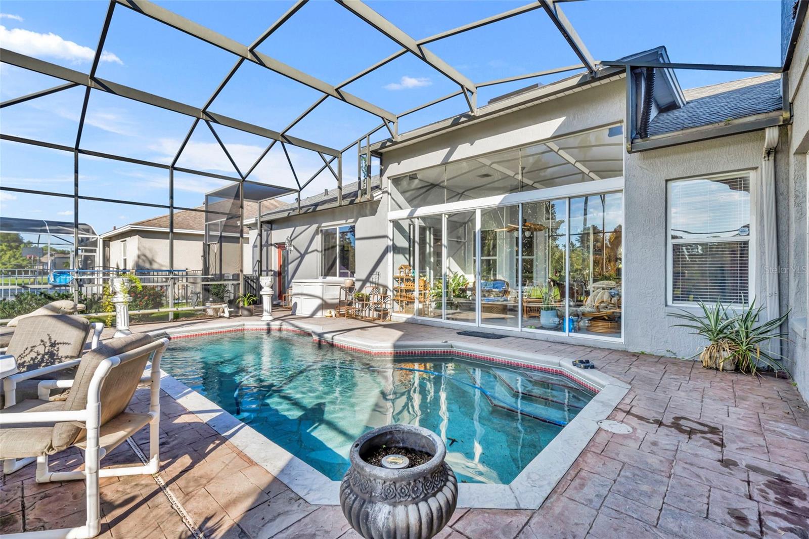 Image 37 of 56 For 524 Lakescape Court