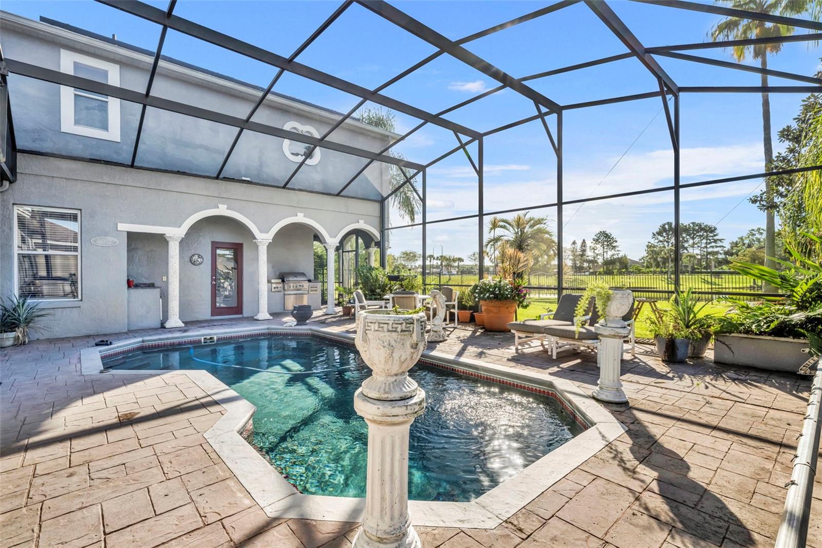 Image 39 of 56 For 524 Lakescape Court