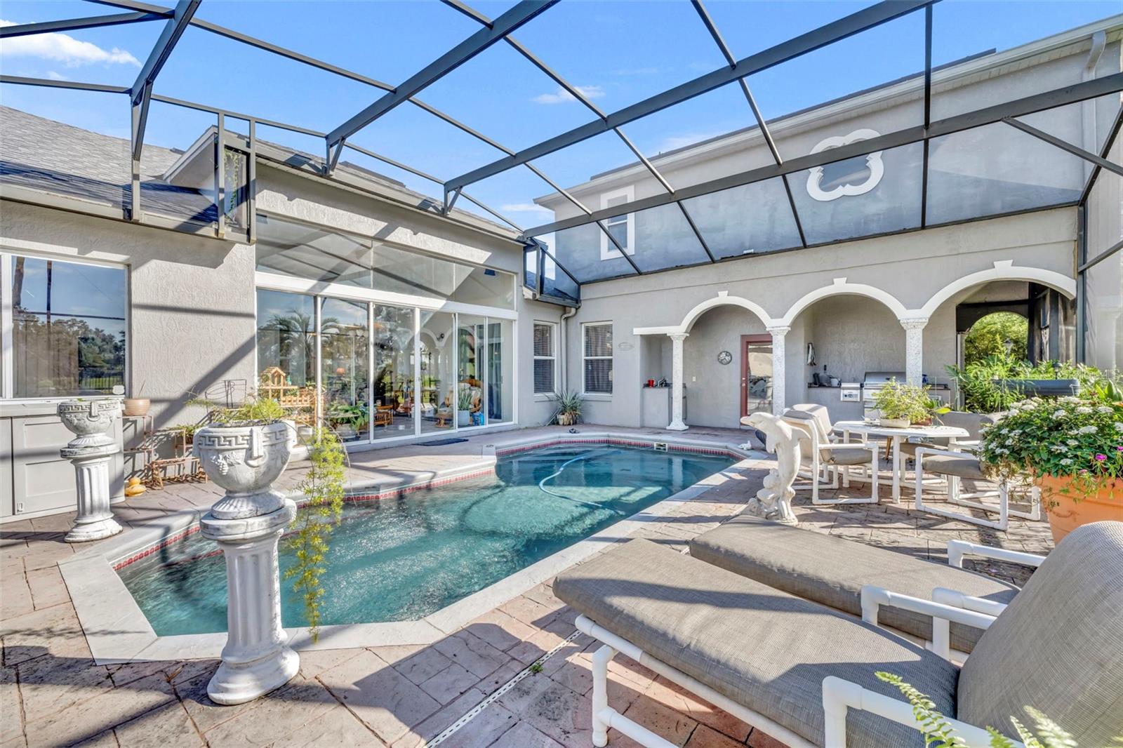 Image 40 of 56 For 524 Lakescape Court