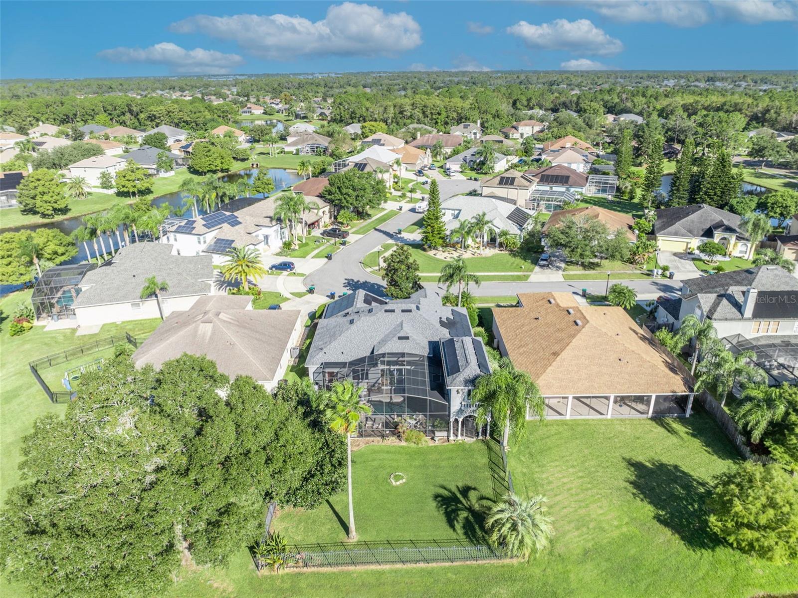 Image 54 of 56 For 524 Lakescape Court