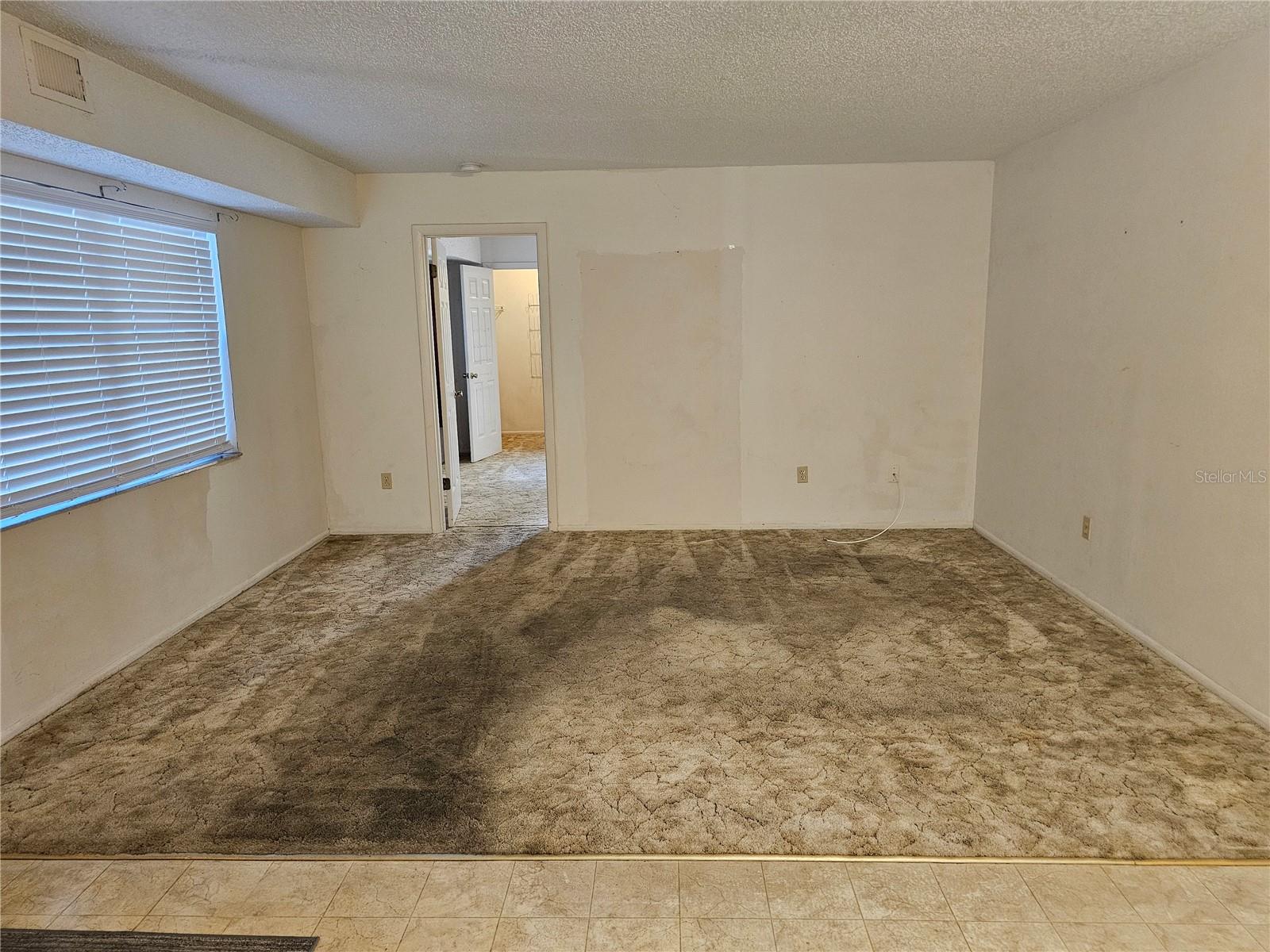 Image 12 of 24 For 117 Windtree Lane 102