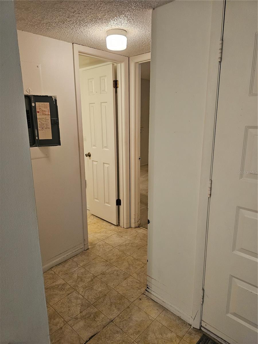 Image 19 of 24 For 117 Windtree Lane 102