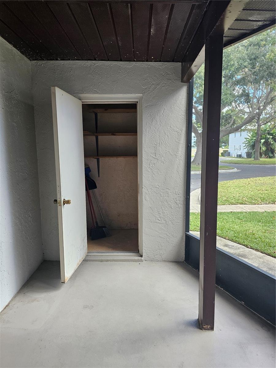 Image 3 of 24 For 117 Windtree Lane 102