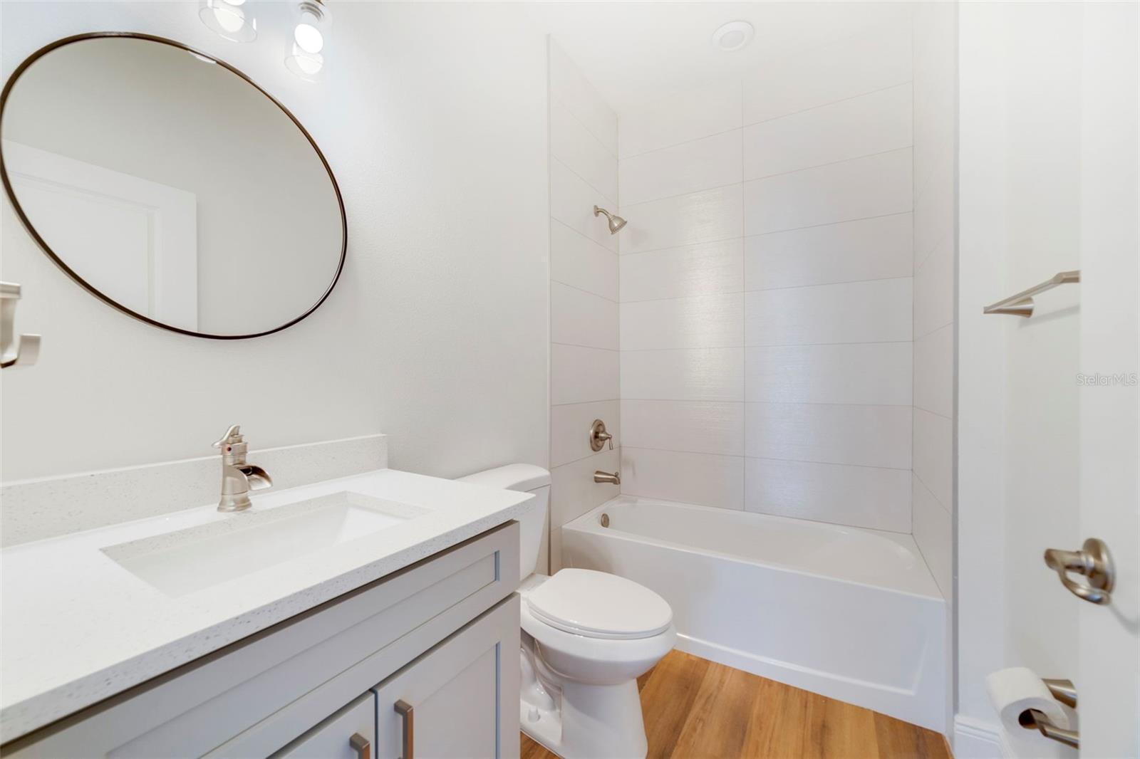 Image 21 of 24 For 1966 7th Avenue