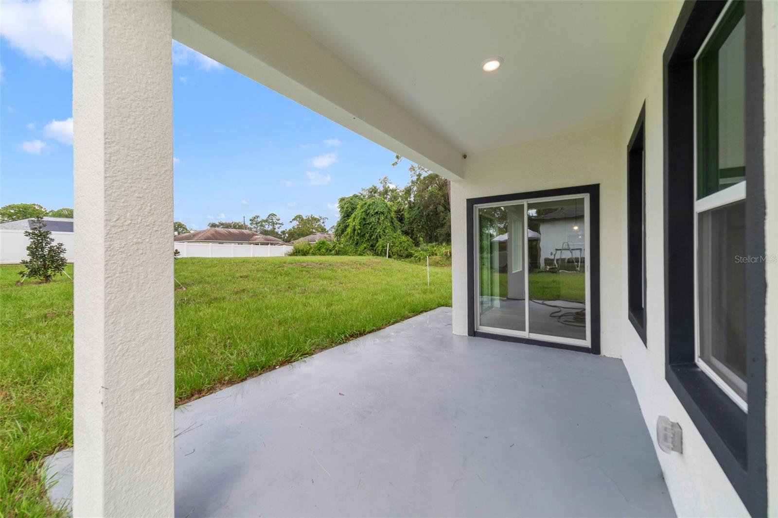 Image 23 of 24 For 1966 7th Avenue