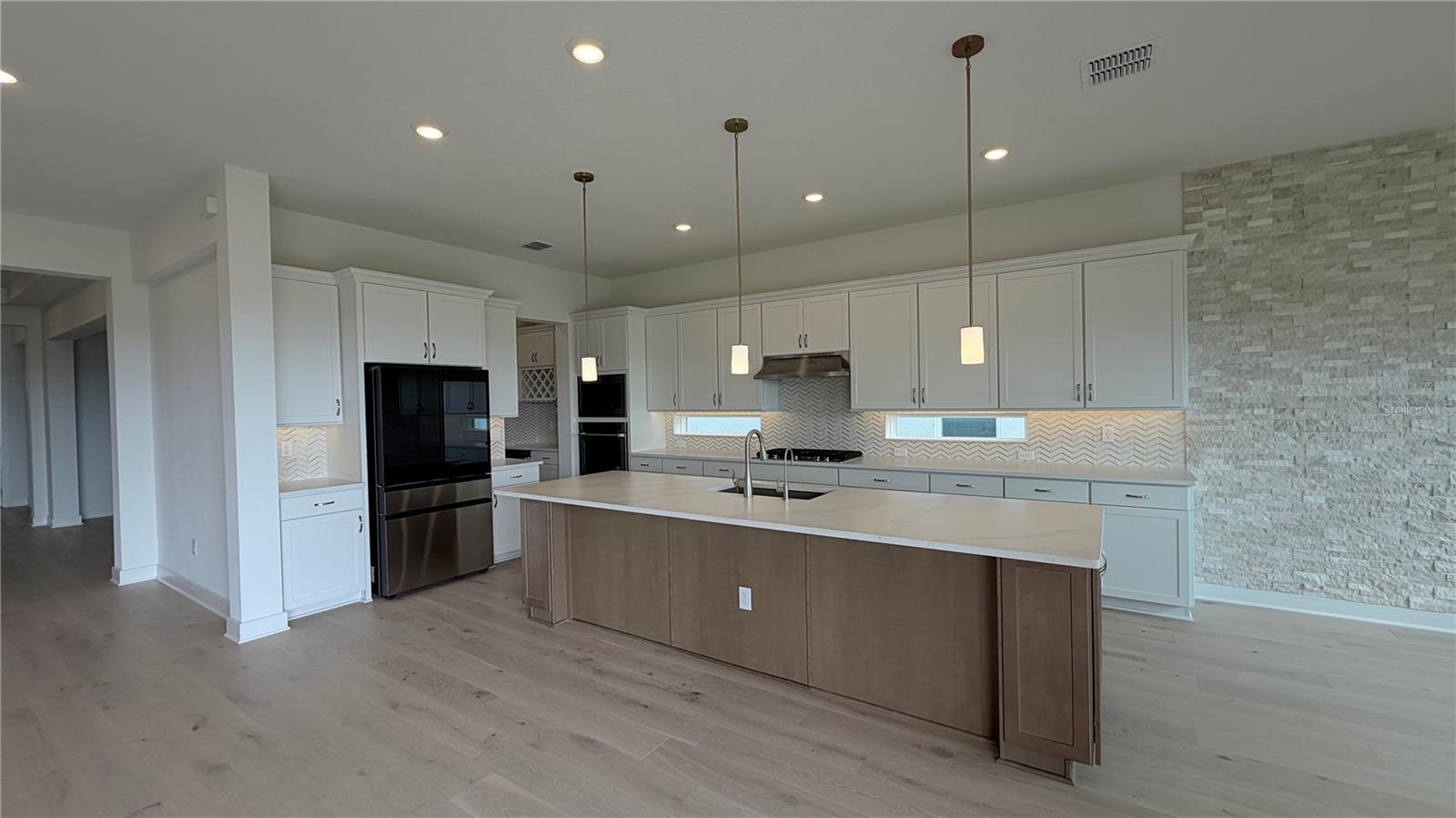 Image 10 of 50 For 15295 Rising View Drive