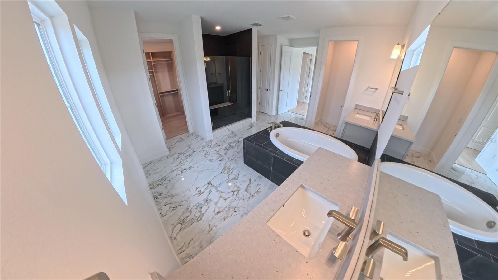 Image 24 of 50 For 15295 Rising View Drive