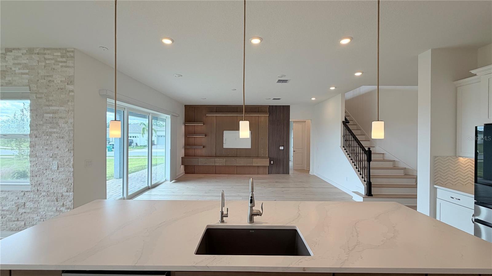 Image 3 of 50 For 15295 Rising View Drive