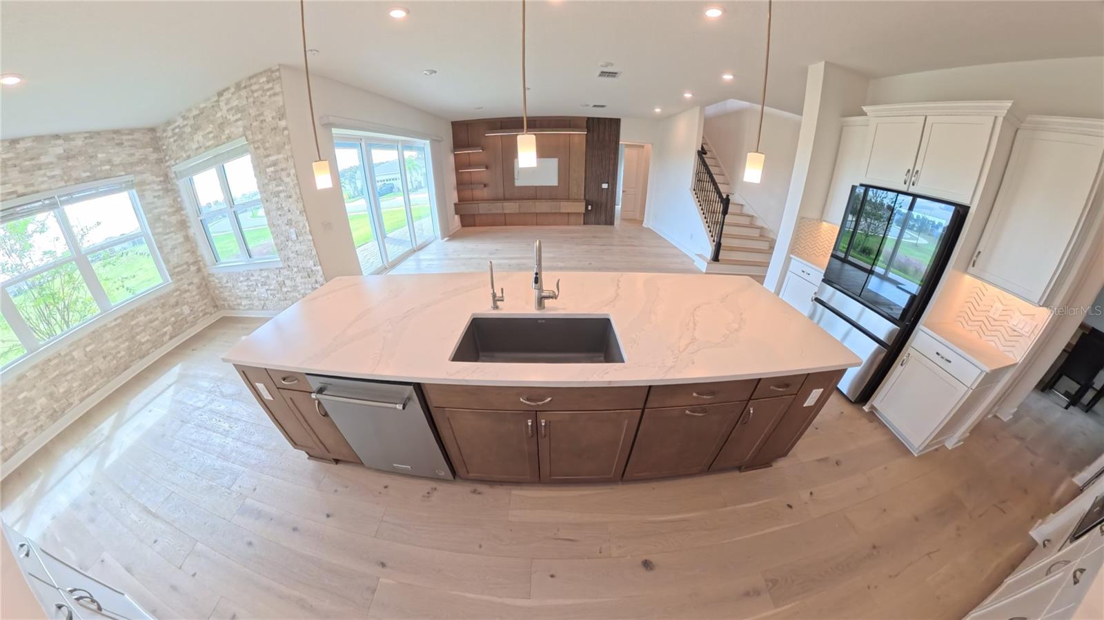 Image 4 of 50 For 15295 Rising View Drive