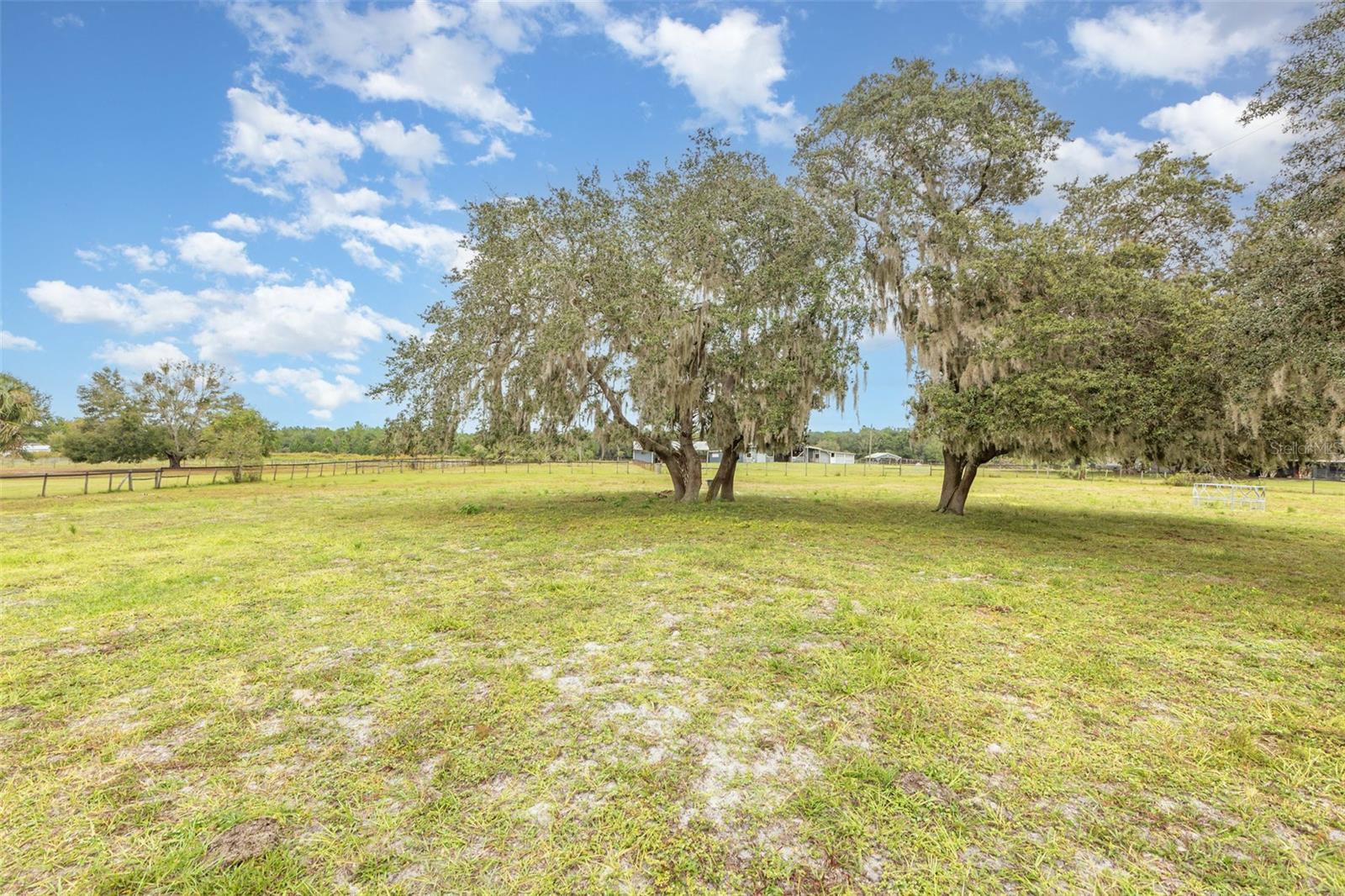 Image 23 of 25 For  Ohio Avenue 