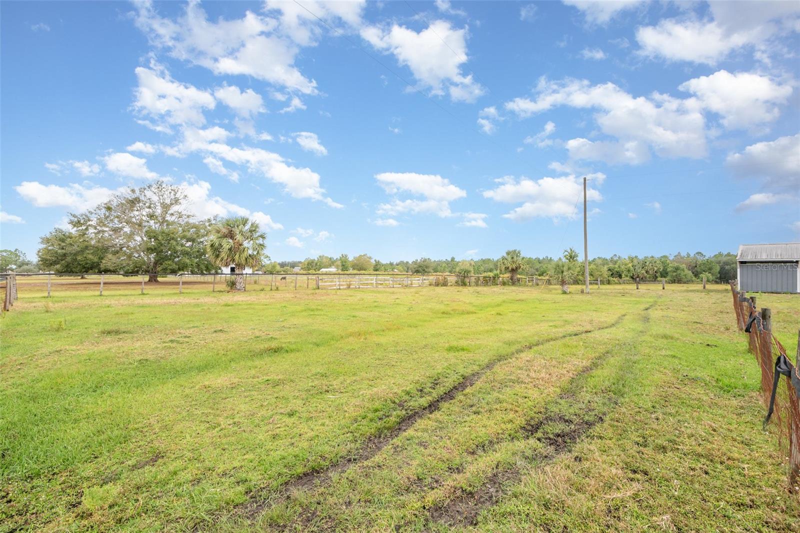 Image 3 of 25 For  Ohio Avenue 