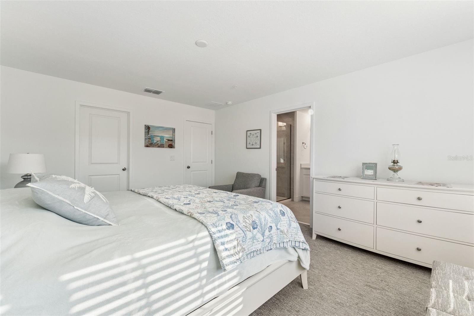 Image 10 of 30 For 9867 Walkway Drive